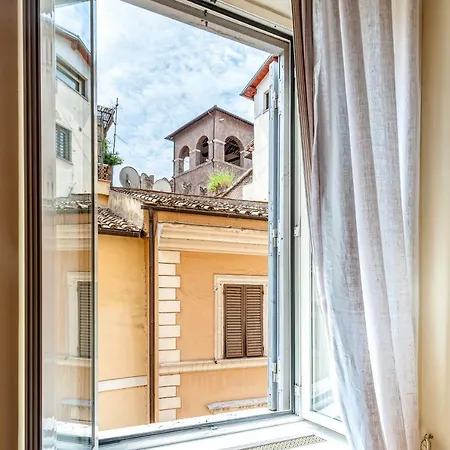 Spacious Loft Steps From Piazza Navona Irex Lägenhet