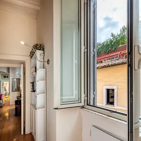 Lägenhet Spacious Loft Steps From Piazza Navona Irex *