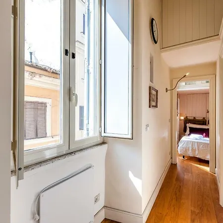 Spacious Loft Steps From Piazza Navona Irex Lägenhet Rom
